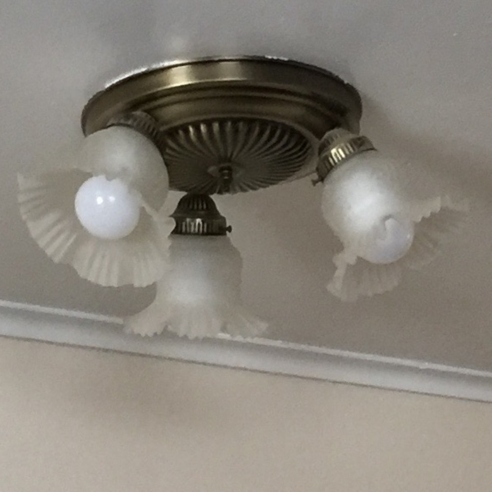 Three (3) Fluted Ceiling Light Fixture